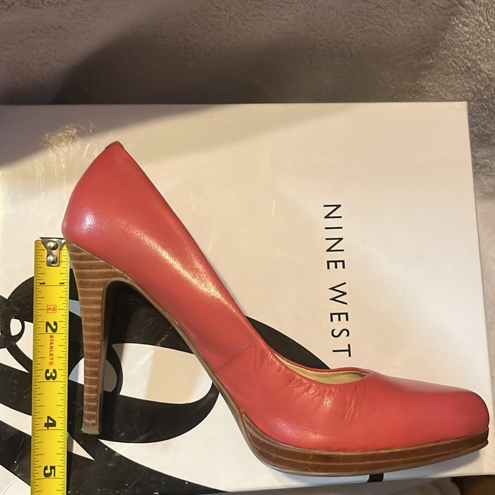 Nine West heels - Picture 4 of 5